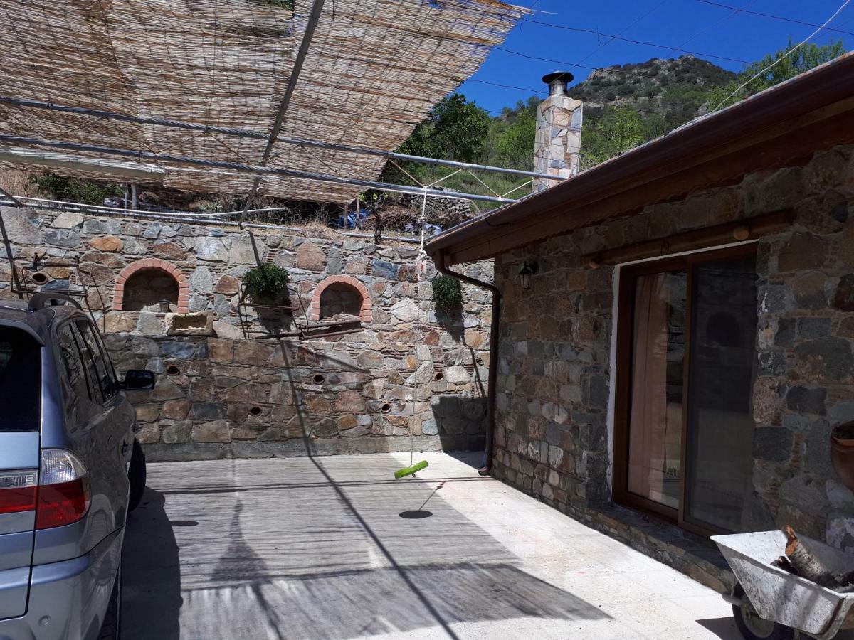 Вілла Agrompelo House Агрос Екстер'єр фото
